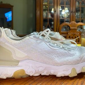 Women’s Nike (React) size 7Y also 8.5 W in u.s